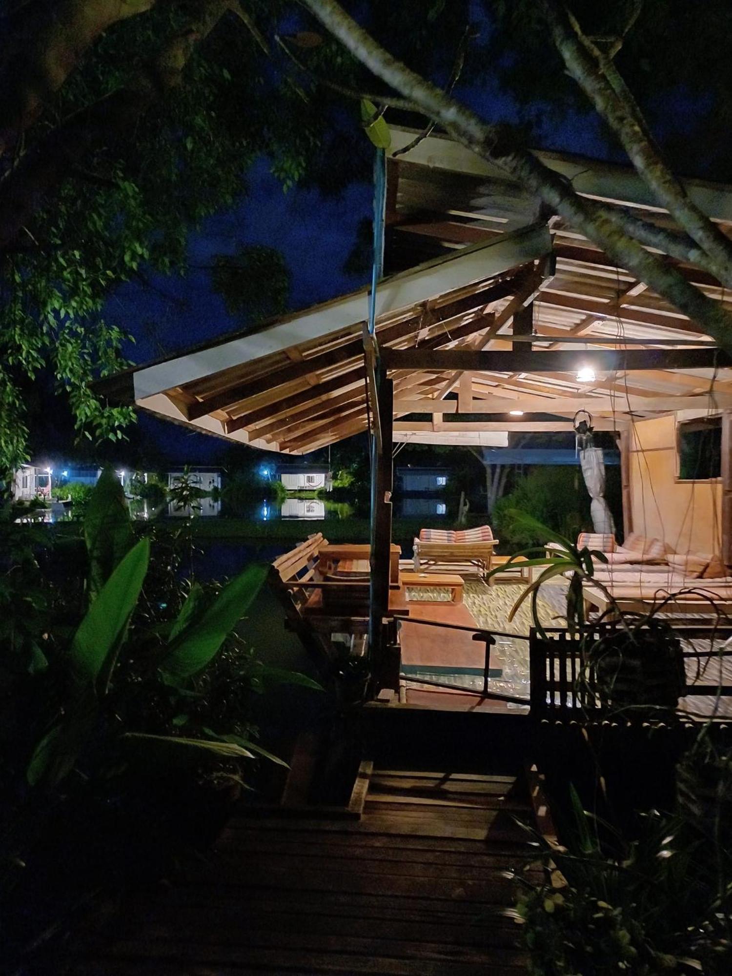 Вилла Bueng Pai Farm บึงปายฟาร์ม Экстерьер фото